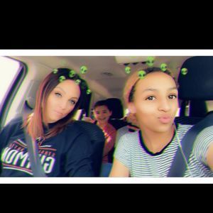 Meet your Posher, Jakara